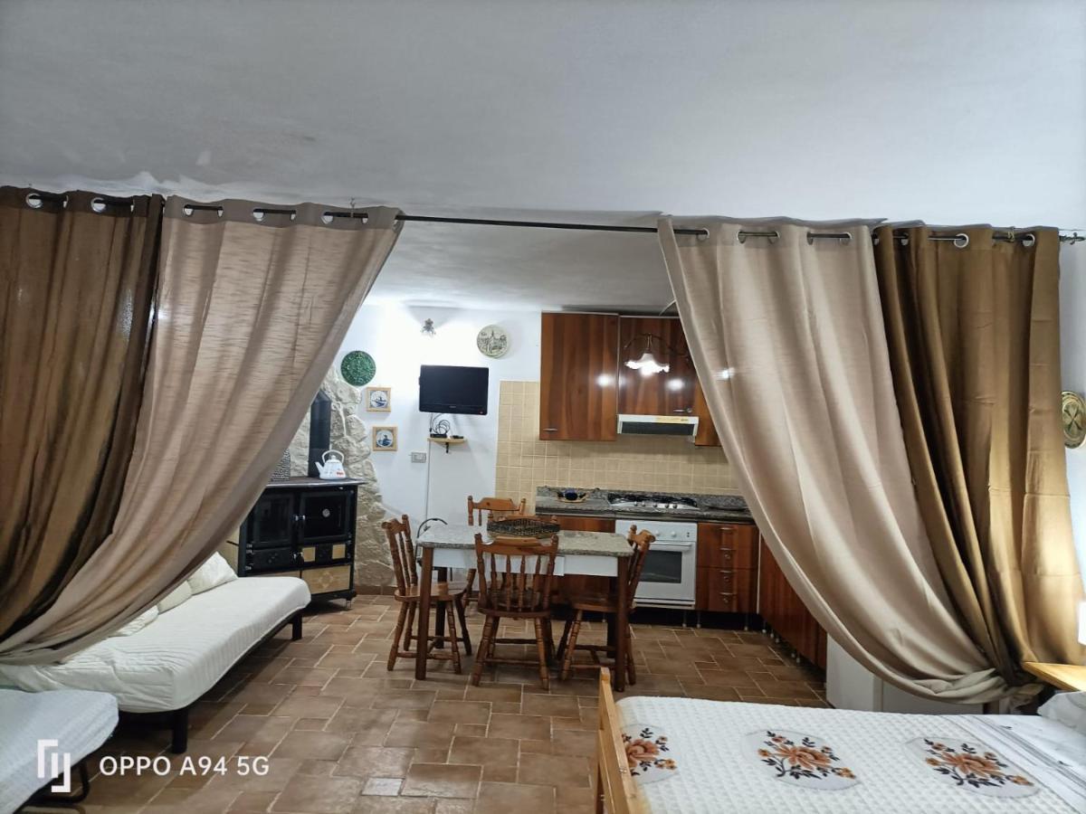 La Taverna Di Angela Амендолара Экстерьер фото